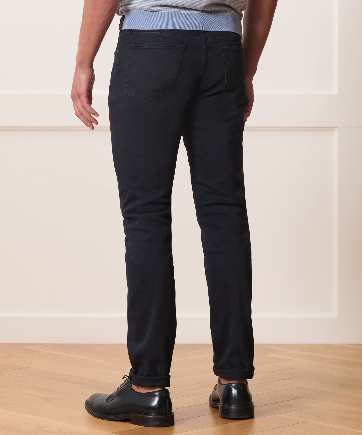 Slim Fit 5-Pocket Chino