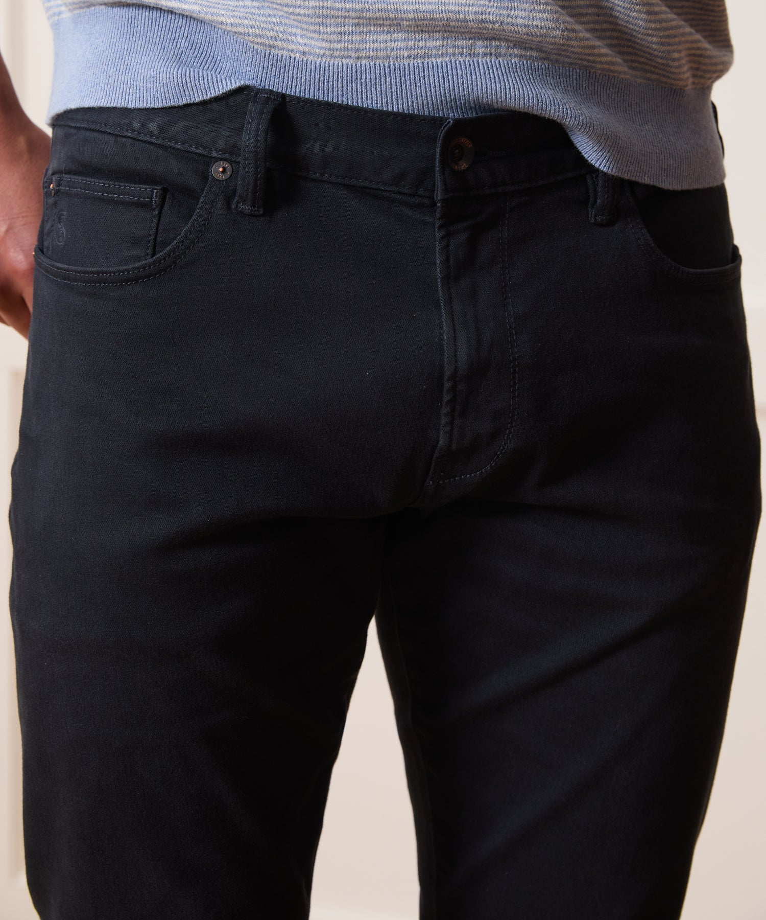 Slim Fit 5-Pocket Chino