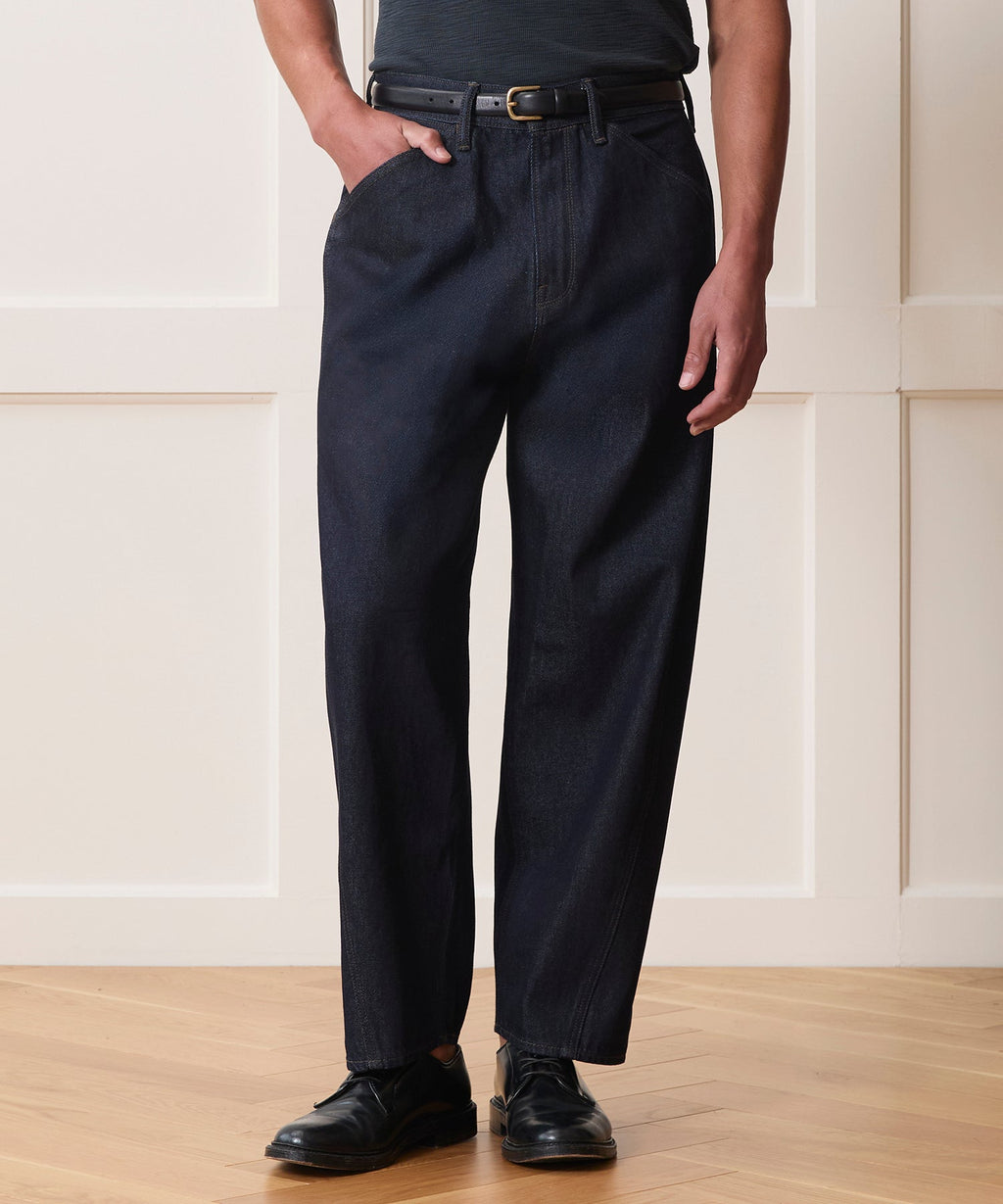 Relaxed Barrel Jean in Indigo Rinse