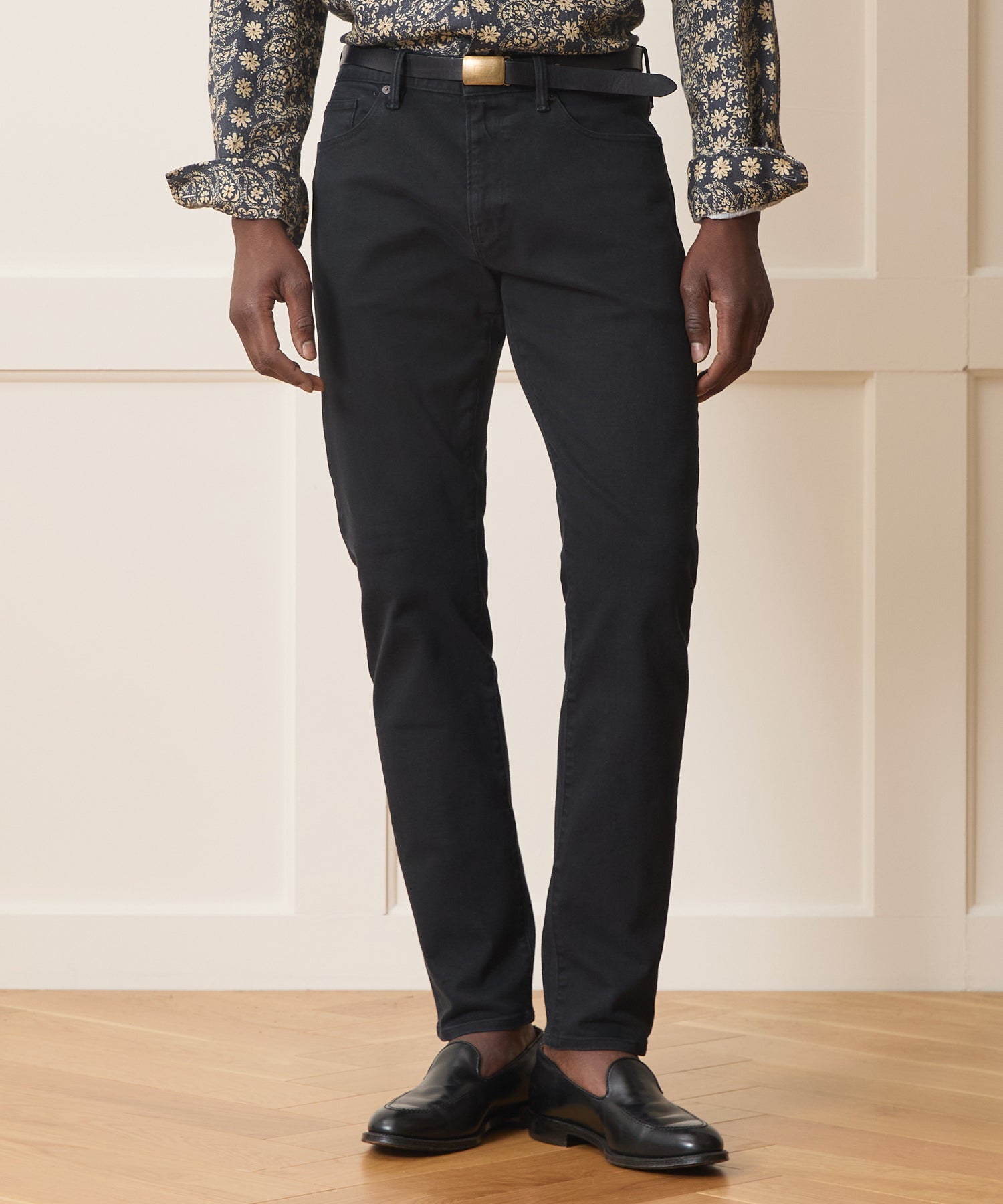 Straight Fit 5-Pocket Chino
