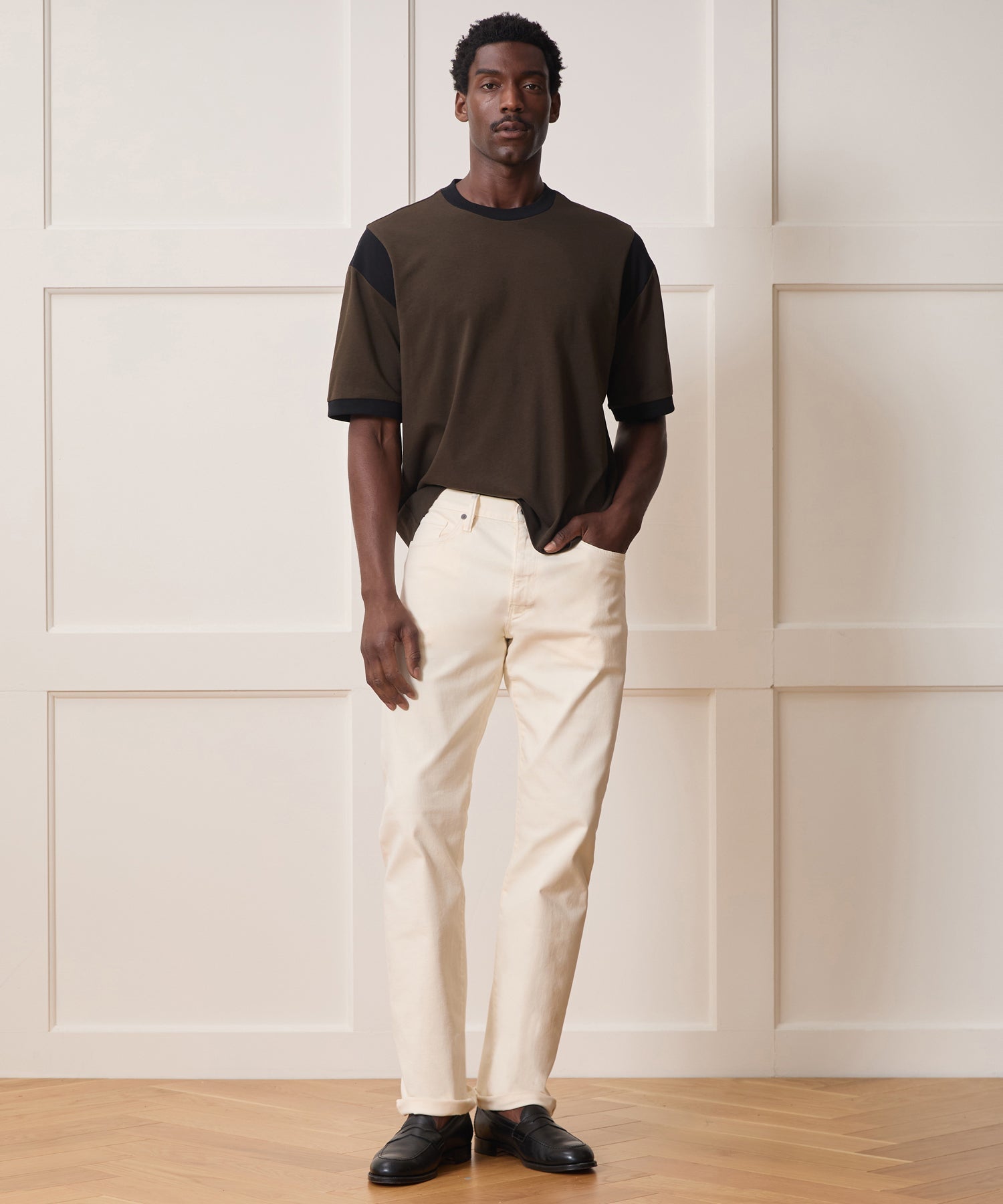 Straight Fit 5-Pocket Chino