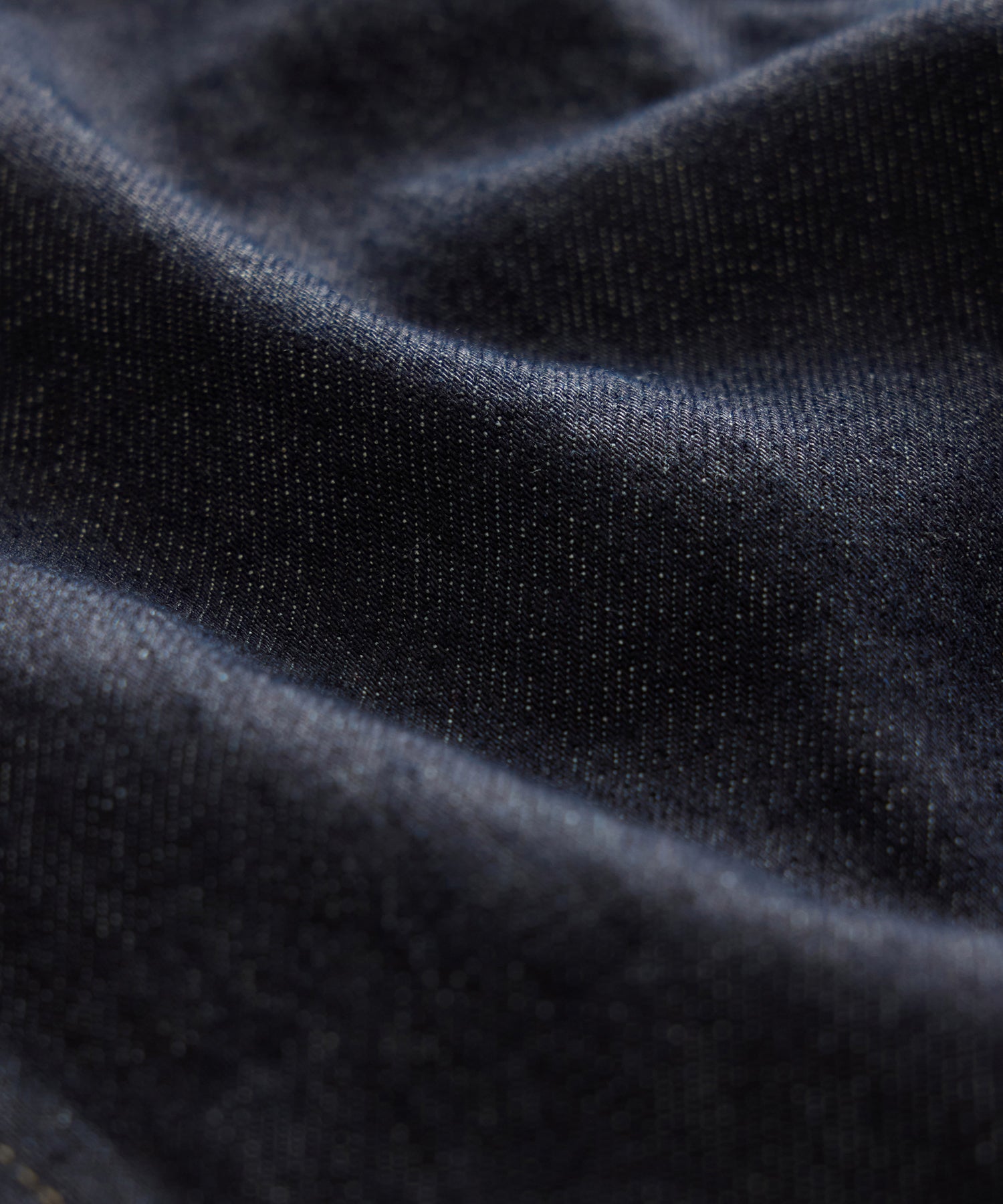 Relaxed Barrel Jean in Indigo Rinse