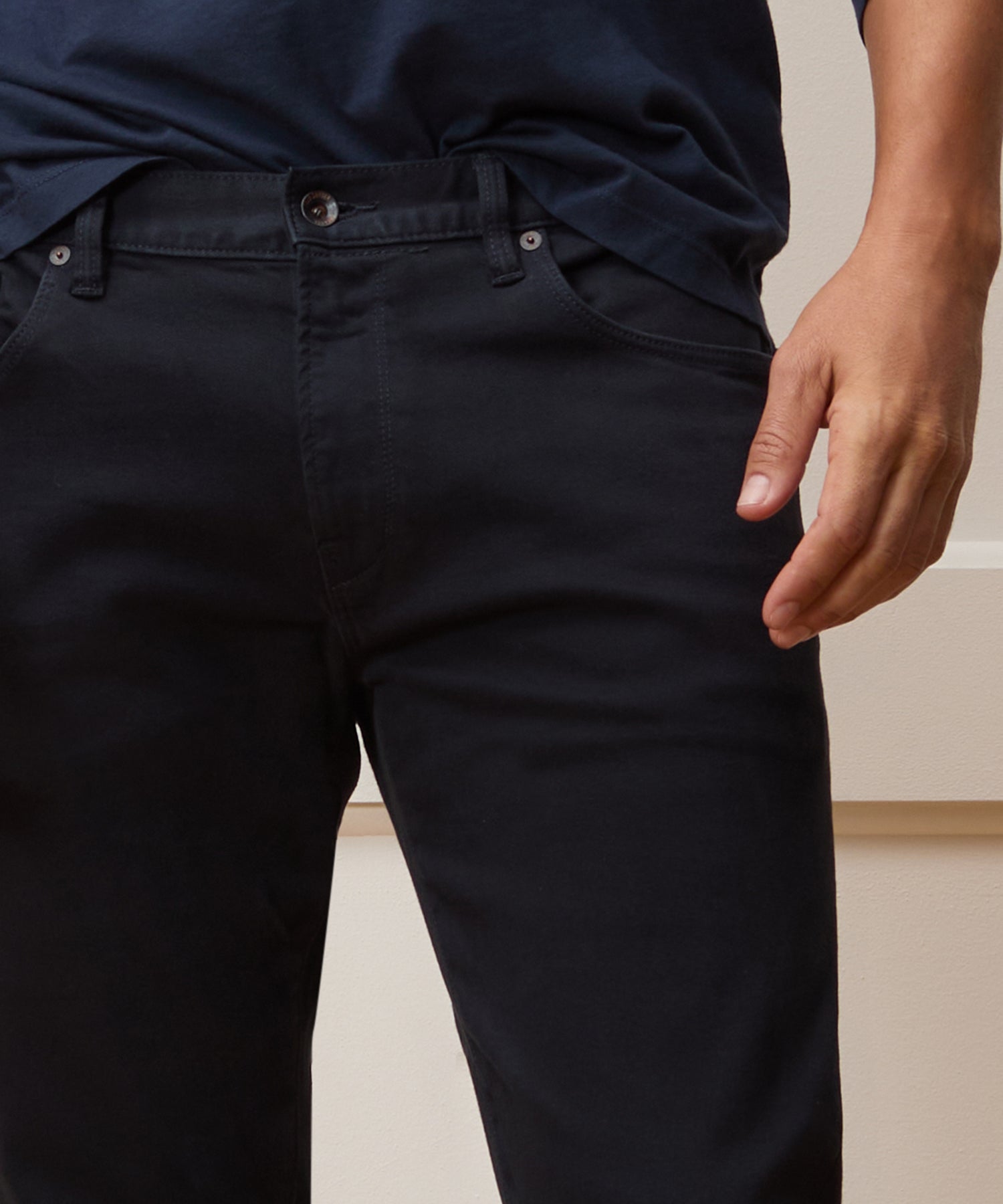 Slim Fit 5-Pocket Chino