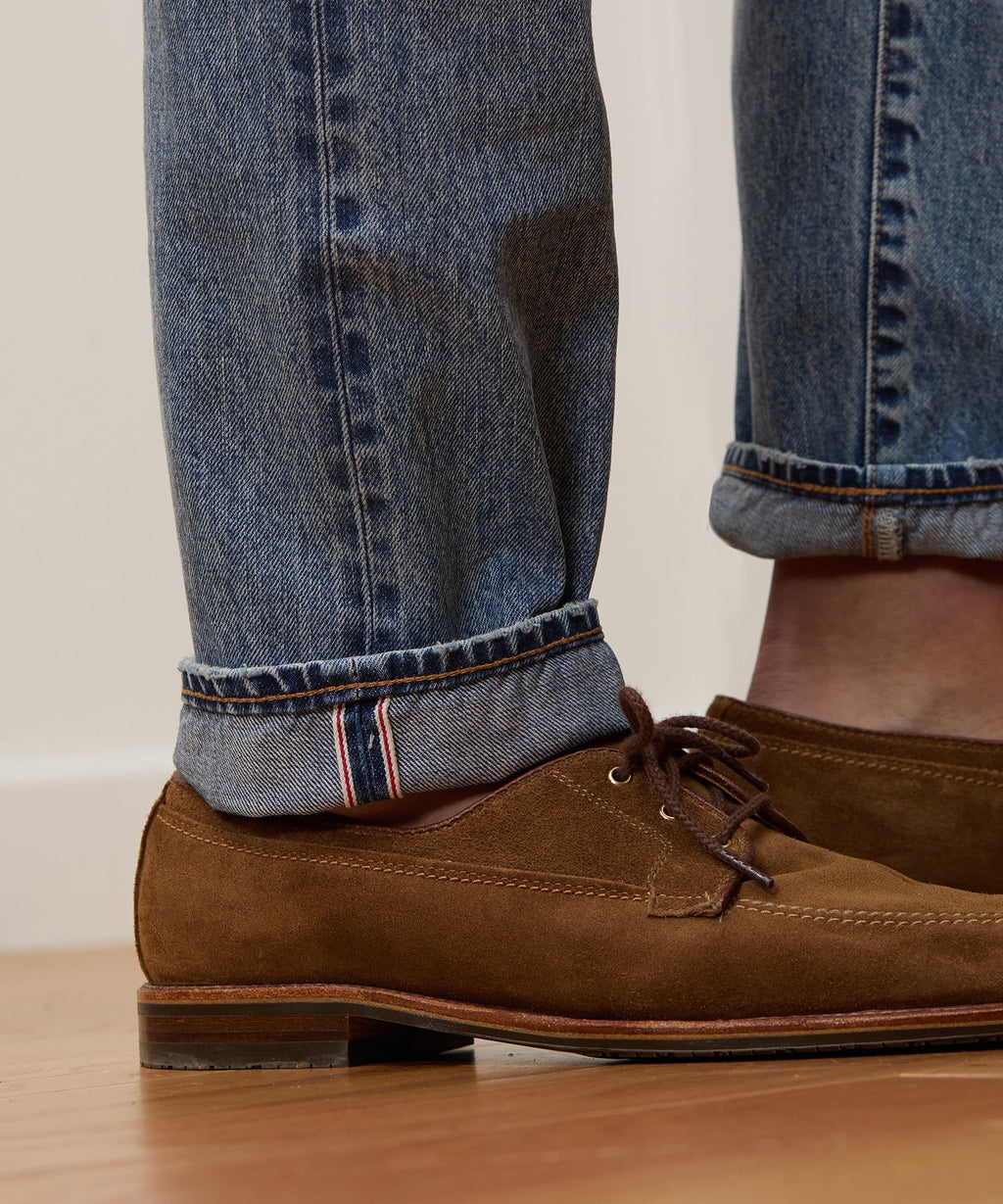 Slim Selvedge Jean in Distressed Wash