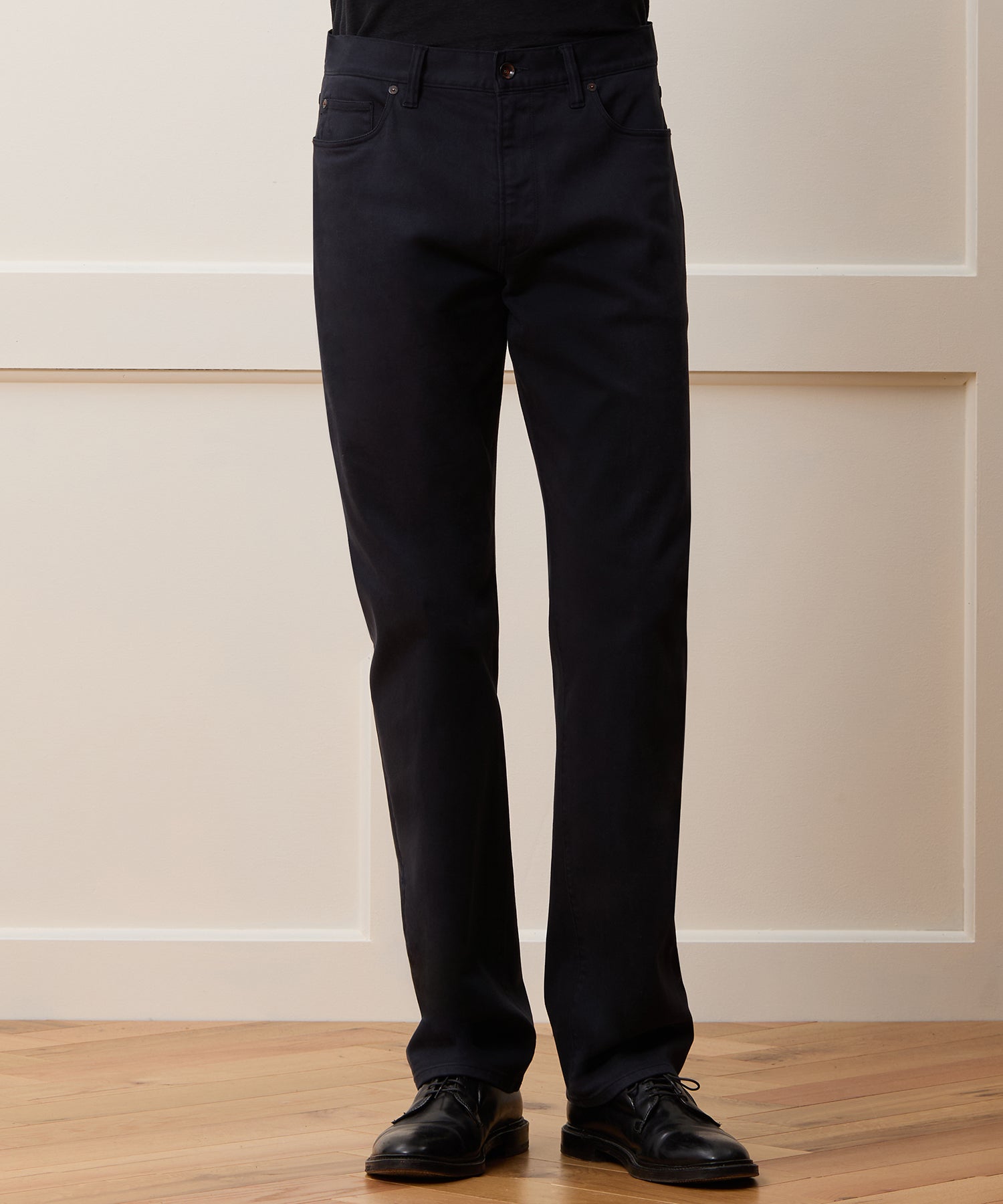 Straight Fit 5-Pocket Chino